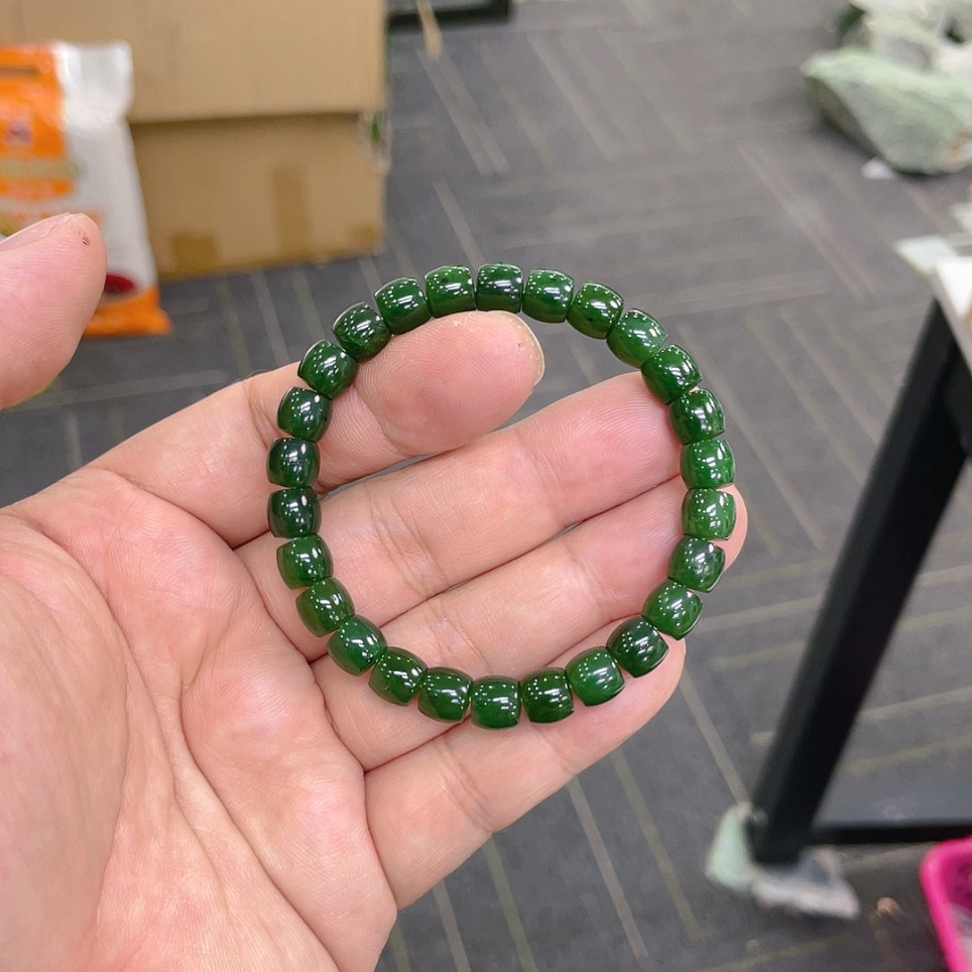 和田玉（碧玉）手链未镶嵌