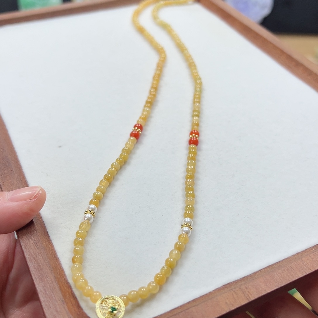 颈饰未镶嵌翡翠项链