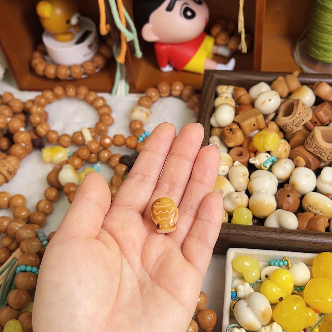 猴头配饰小鱼饼干