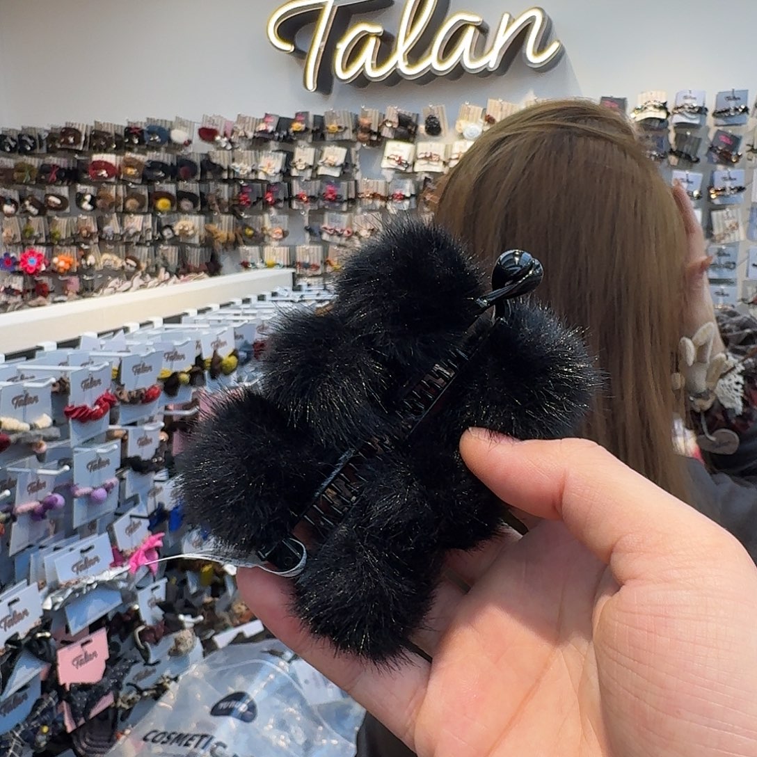 布艺非金属黑色绒毛香蕉夹