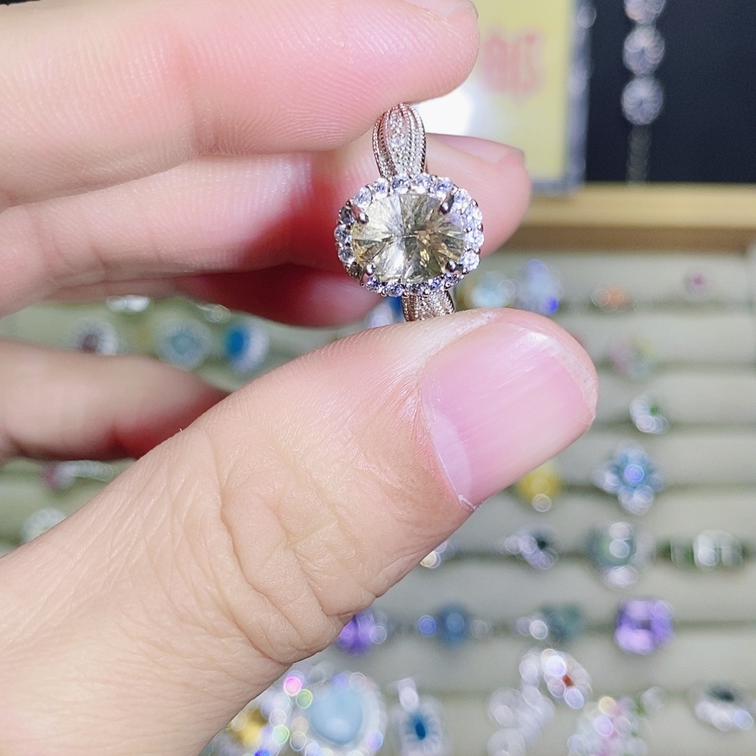 未镶嵌戒指黄晶569