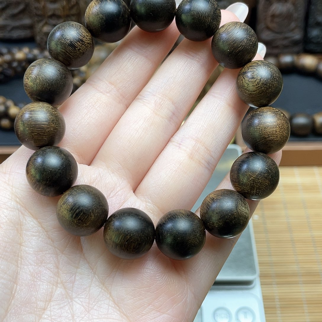 手串沉香展***厂达拉干沉香