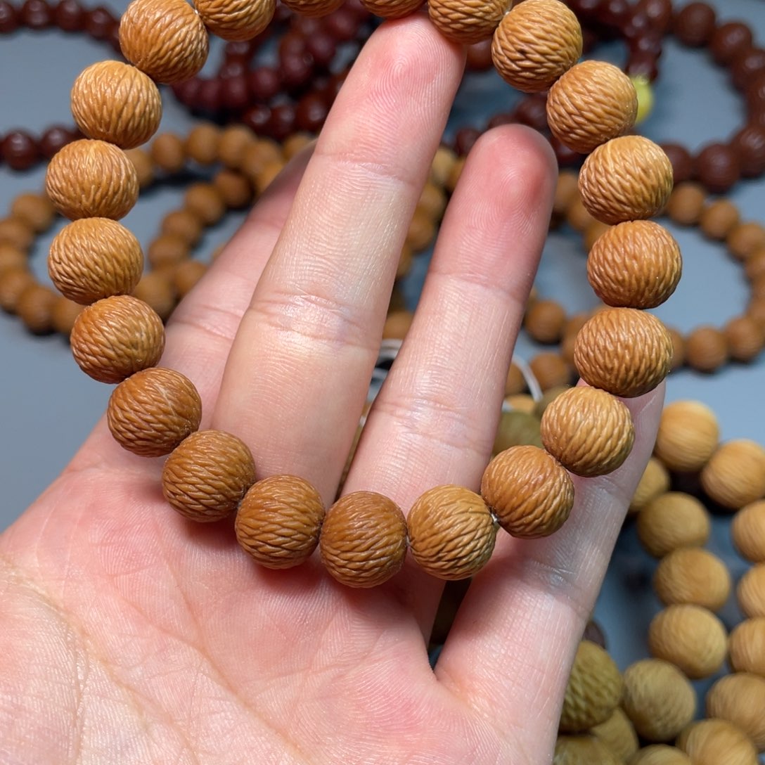 泰***业手串猴头核桃黑点款龙鳞