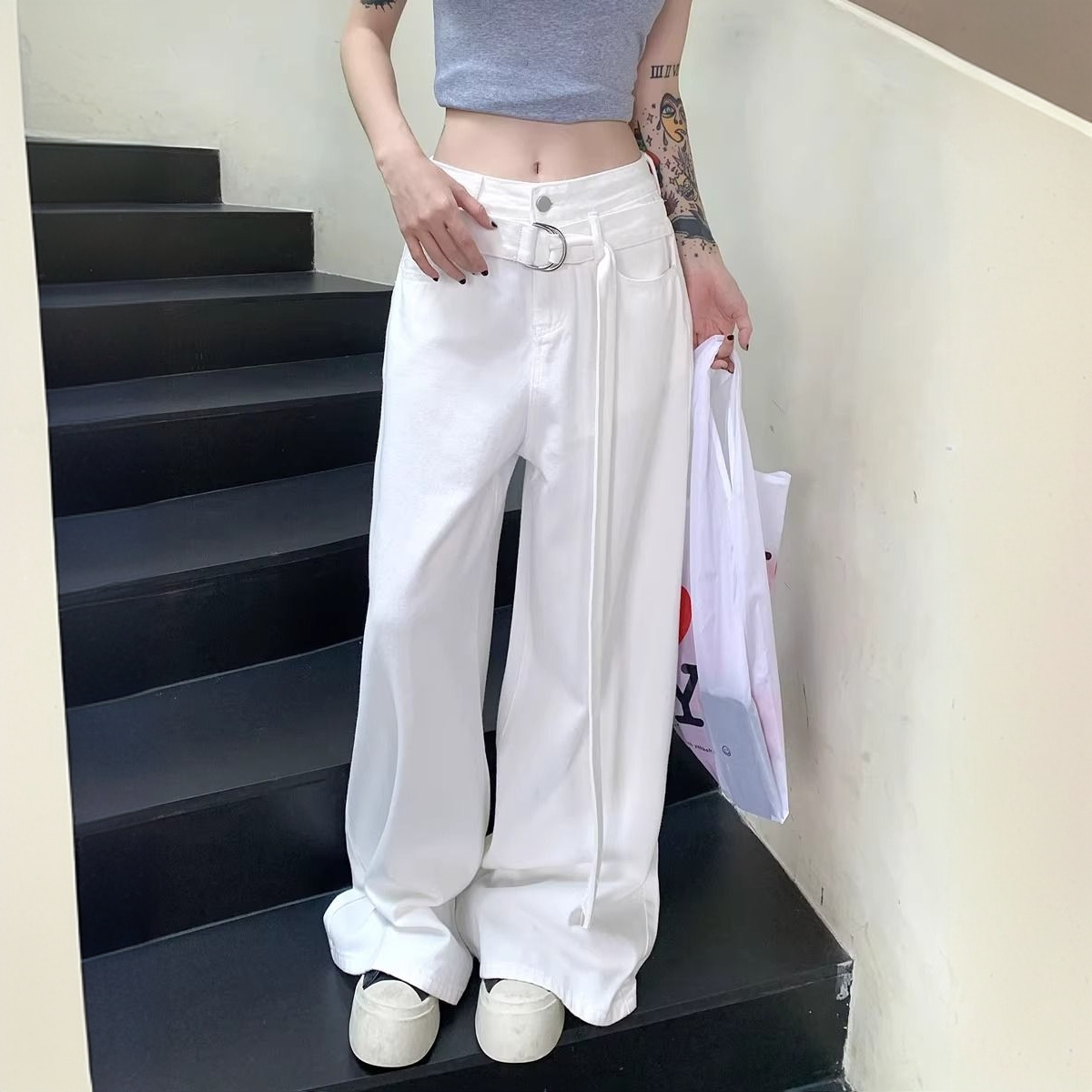 米白色美式复古阔腿牛仔裤女春季新款高腰宽松显瘦休闲直筒拖地裤