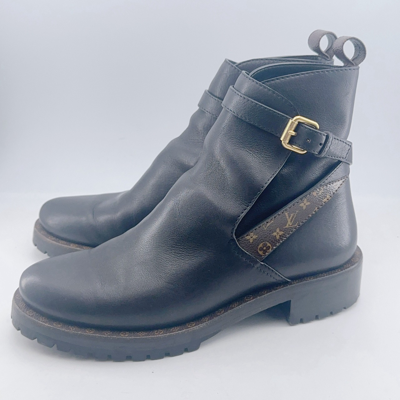 95新 LouisVuitton/路易威登 37.5码/98新/交叉绑带老花切尔西靴