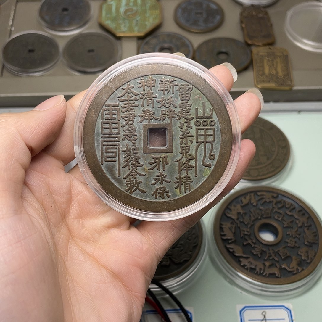 江*一物一拍，现场下单