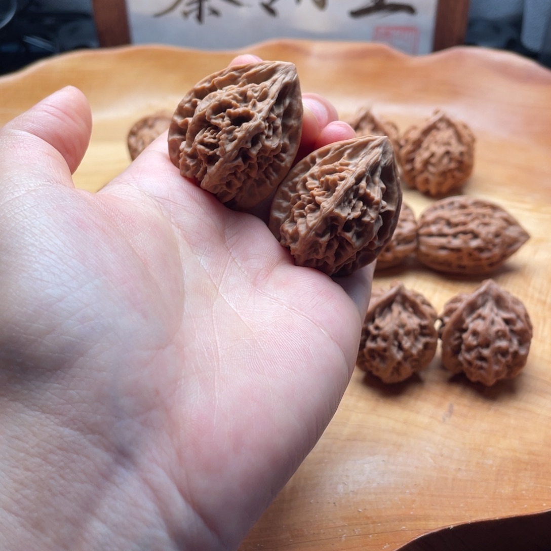 触***及手串/手链核桃秦岭野生鸡心