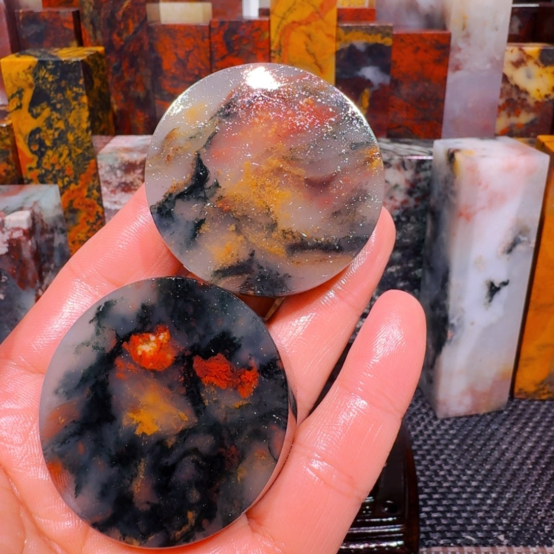 铁桂林鸡血玉上郎料手镯芯