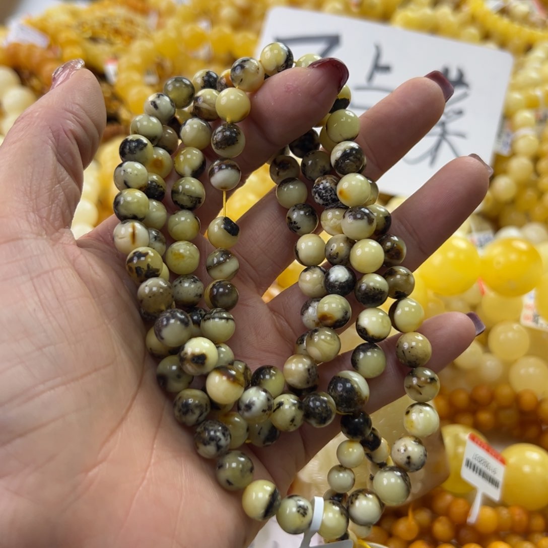 琥珀珠宝奇石未镶嵌