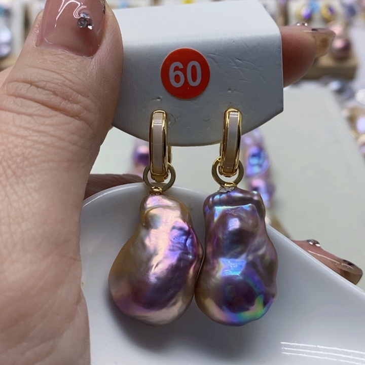 银S925镶嵌耳饰淡水珍珠