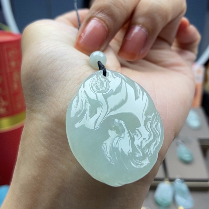 翡翠未镶嵌颈饰吊坠30