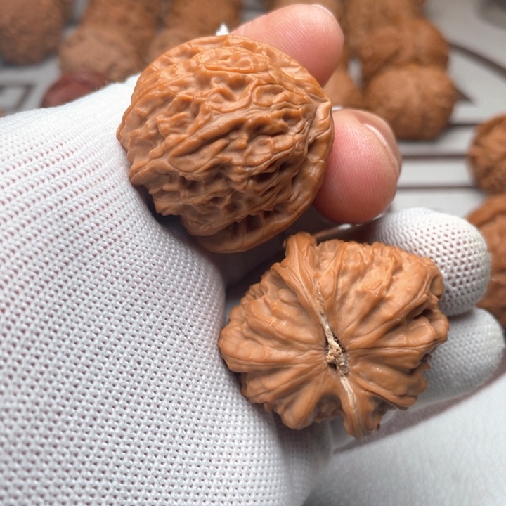 核桃手串/手链H****o糖三角白37