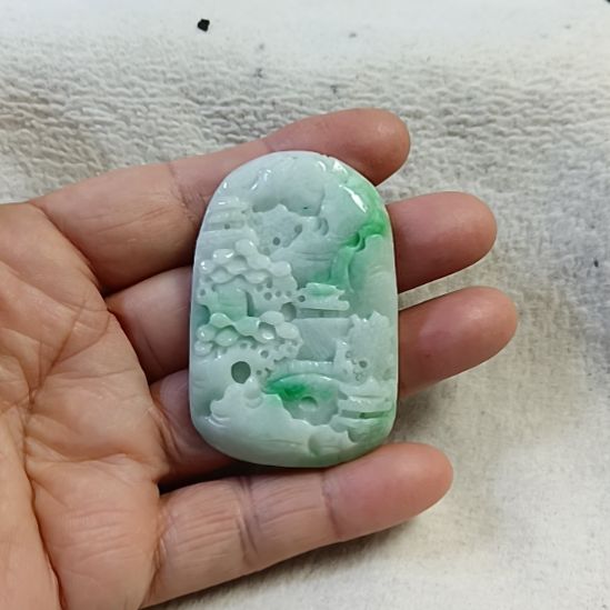 翡翠颈饰未镶嵌一*