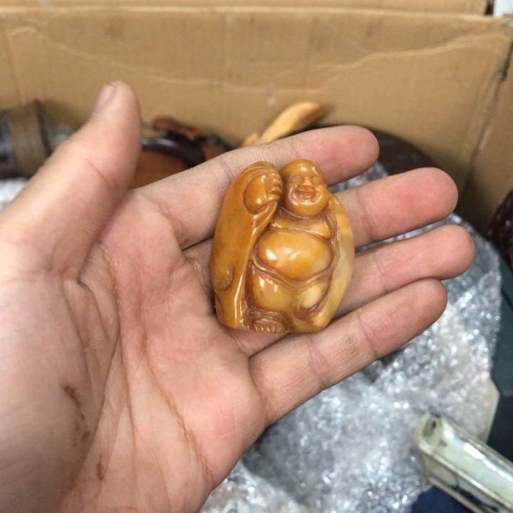 陶瓷孤品单件车里拍照