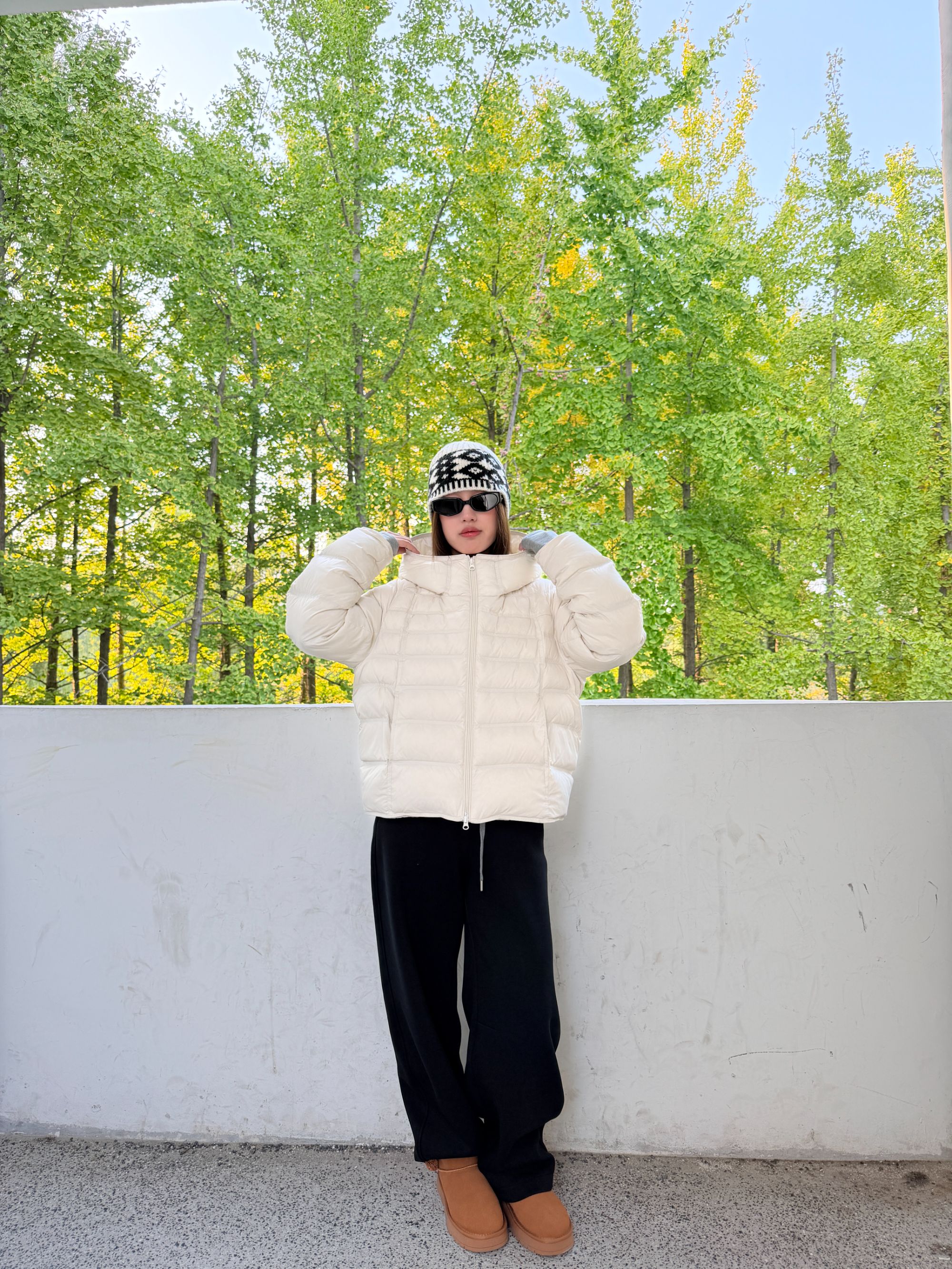 《美人肩》小雅专属暖小泡芙新国标90白鸭绒连帽三防羽绒服