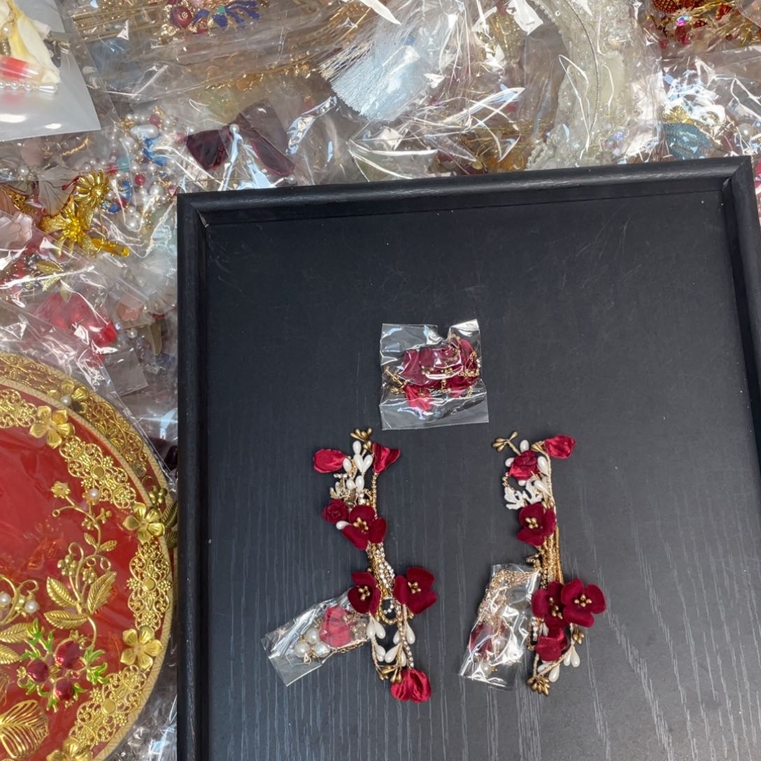 混合材质新娘头饰默认微瑕不退换