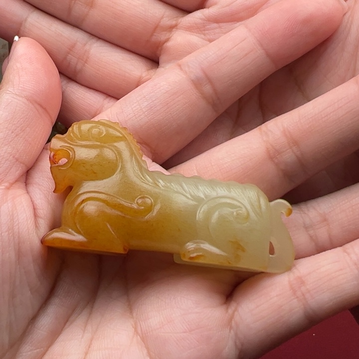 和田玉未镶嵌颈饰认*