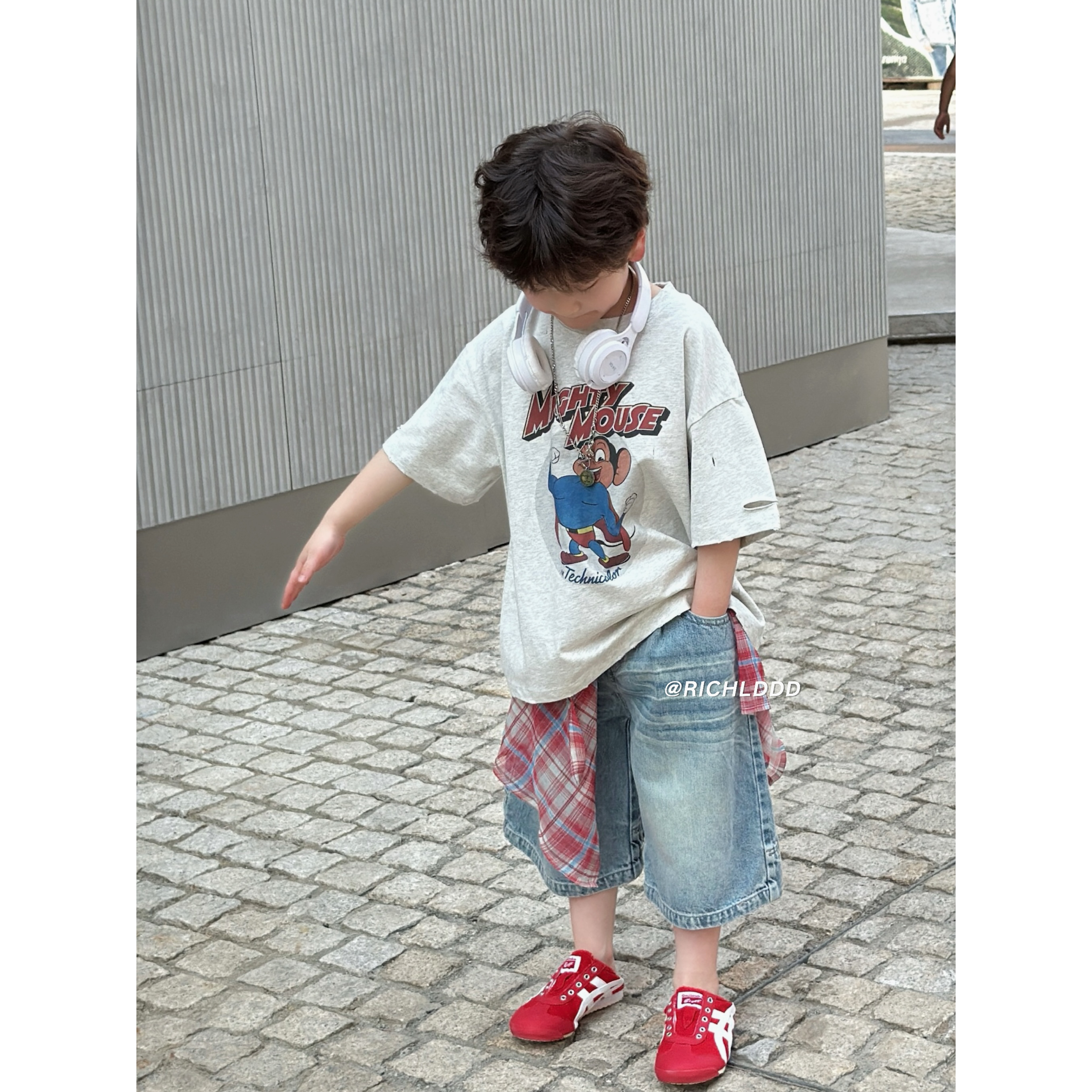 【特价No退换】：大力鼠/2025夏新款韩卡通灰短袖简单男女童25208