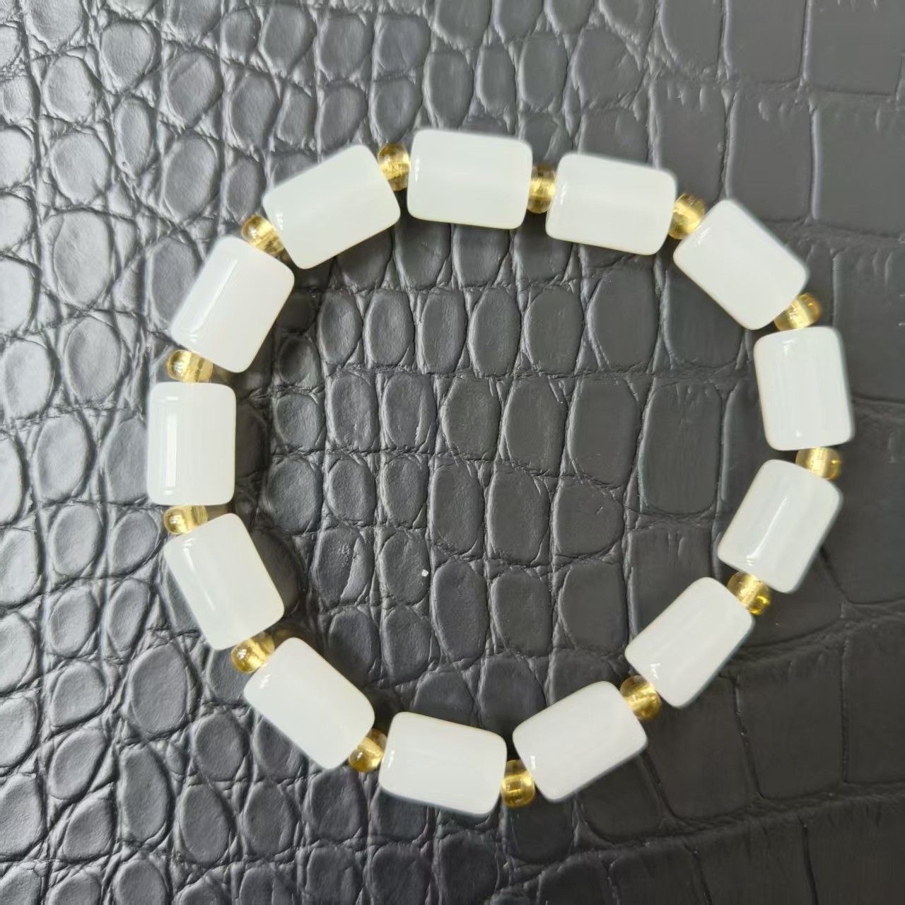 和田玉白月光手串SC1435