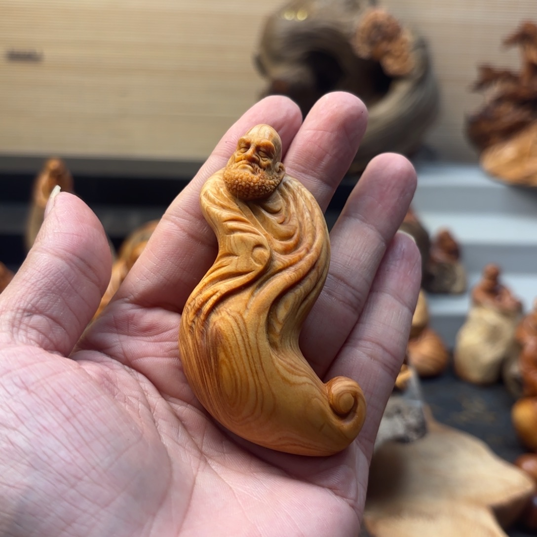 *****柏木太行崖柏手工雕刻