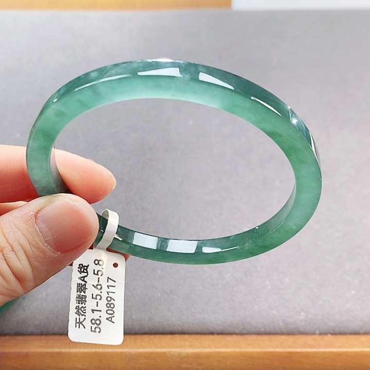 【闪购商品】翡翠手镯（圆镯）未镶嵌