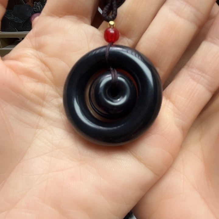 和田玉（墨玉）未镶嵌手链车挂