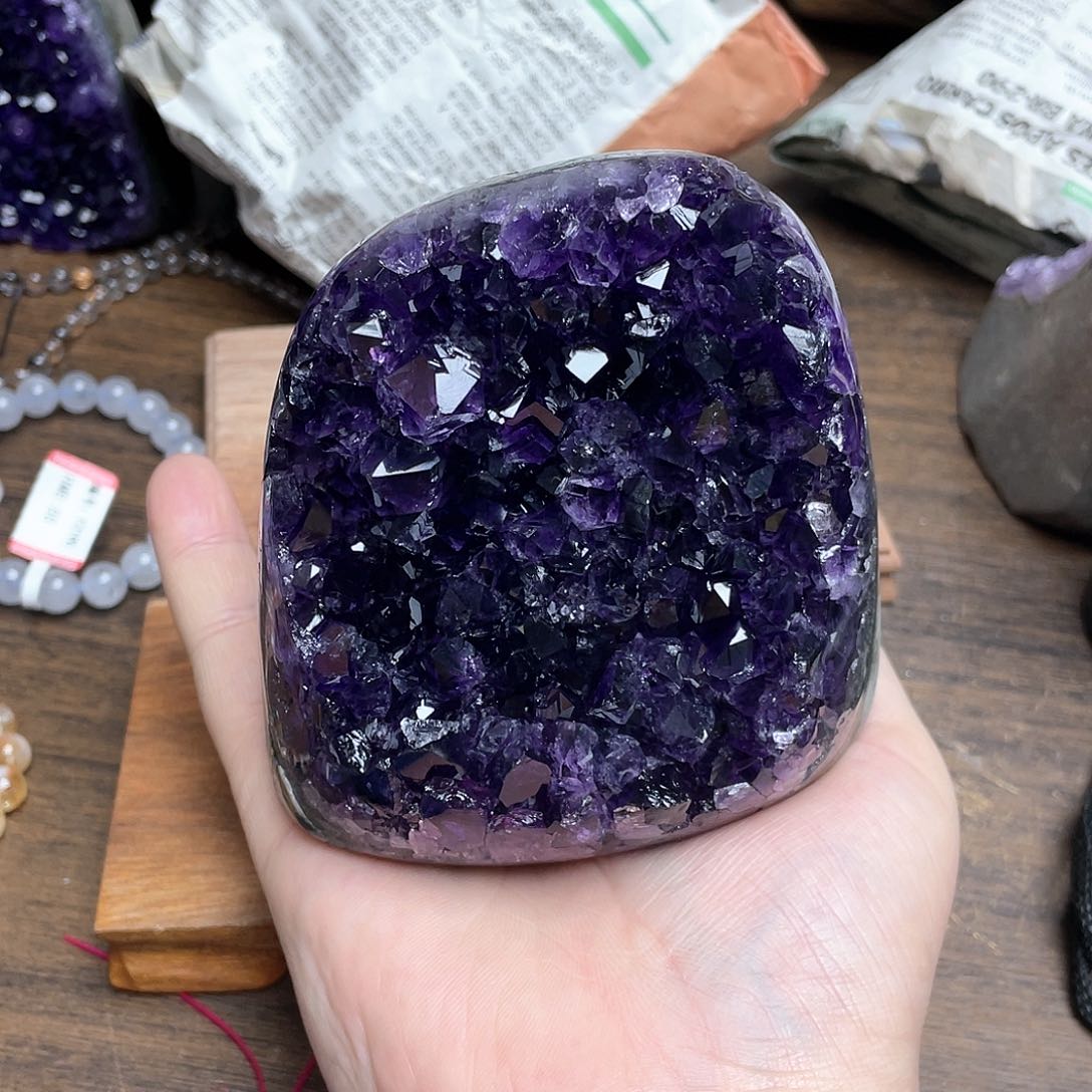 紫晶大型摆件（非配饰）未镶嵌