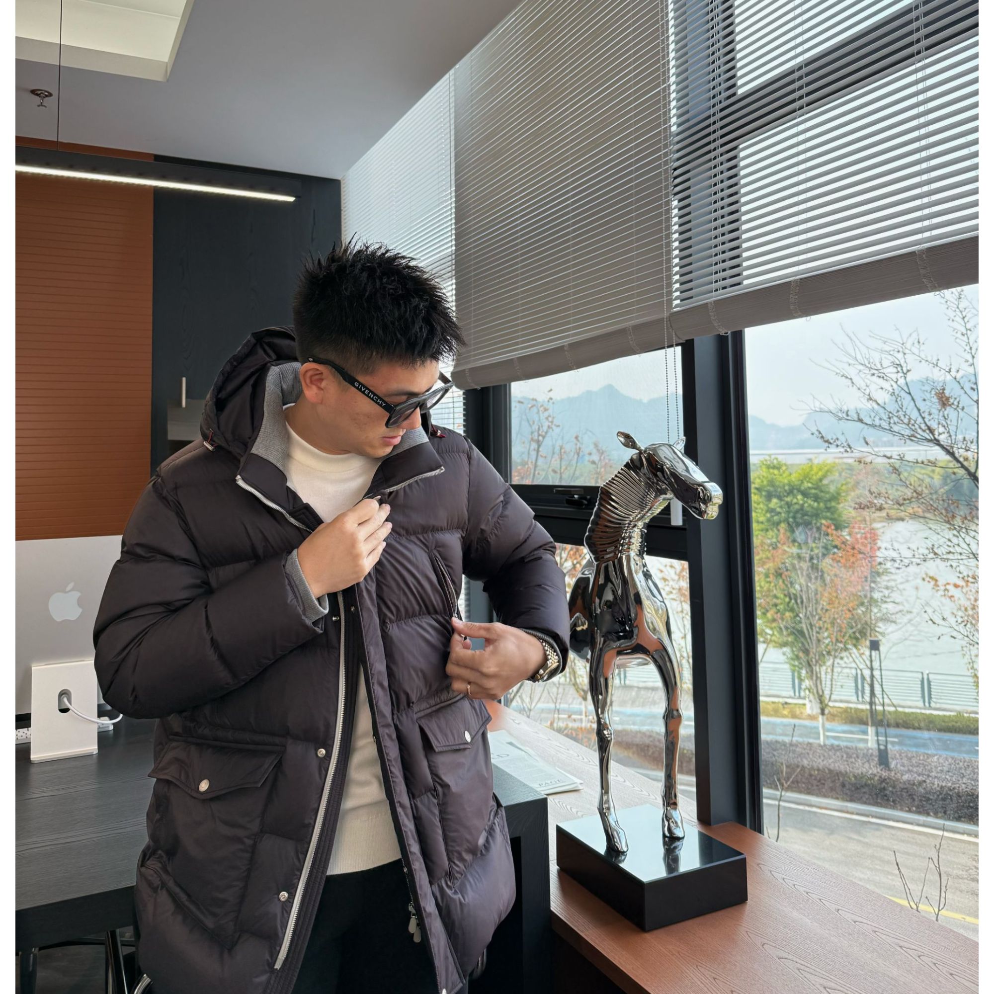 Dorc【陆老板男装】温暖长款连帽鹅绒外套-D6889