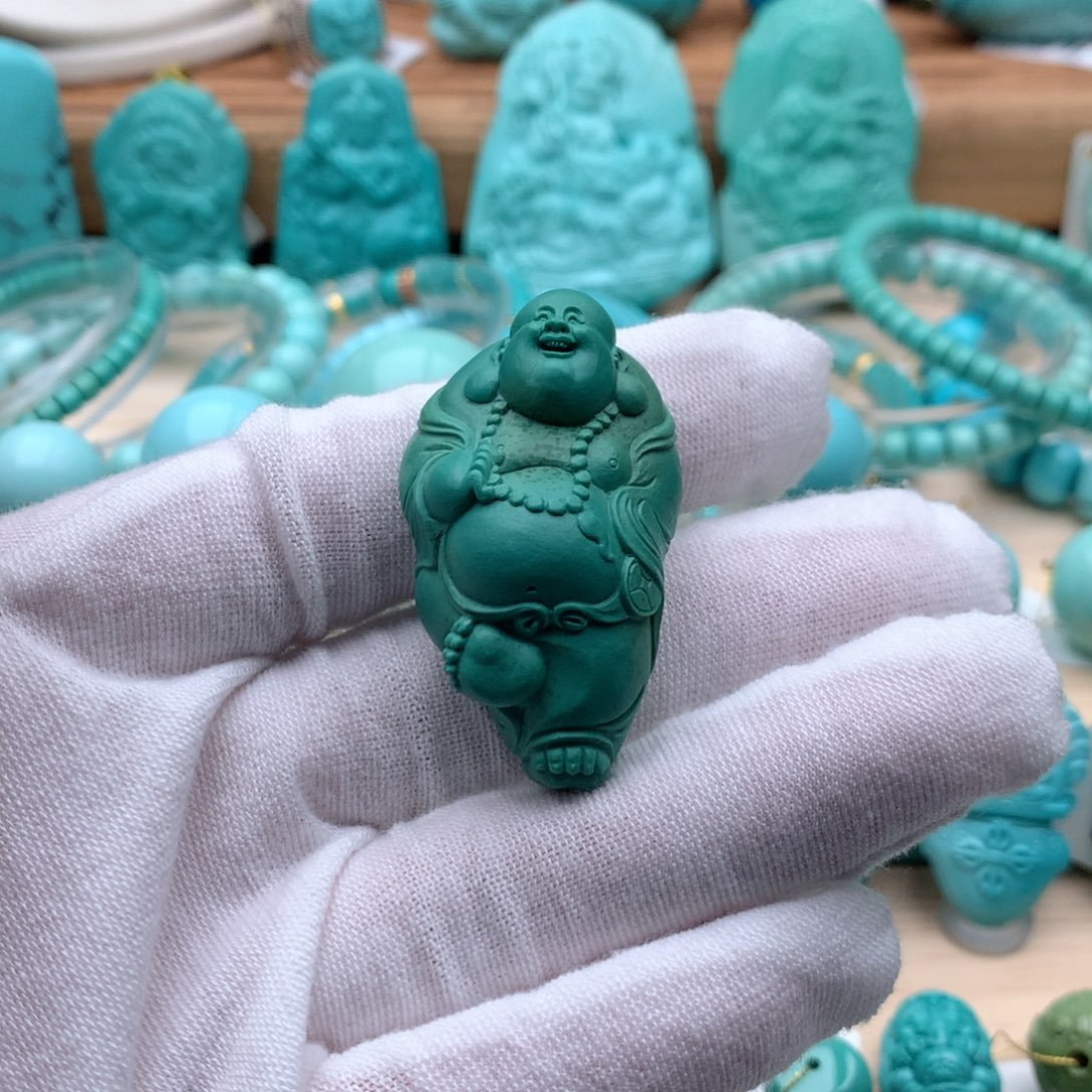 绿松石颈饰未镶嵌