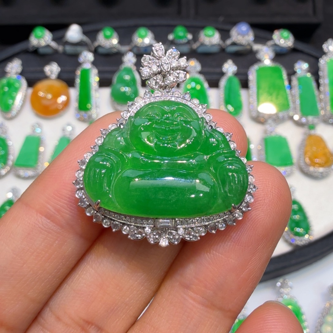 翡翠18K金镶嵌颈饰收到货48小时鉴赏期