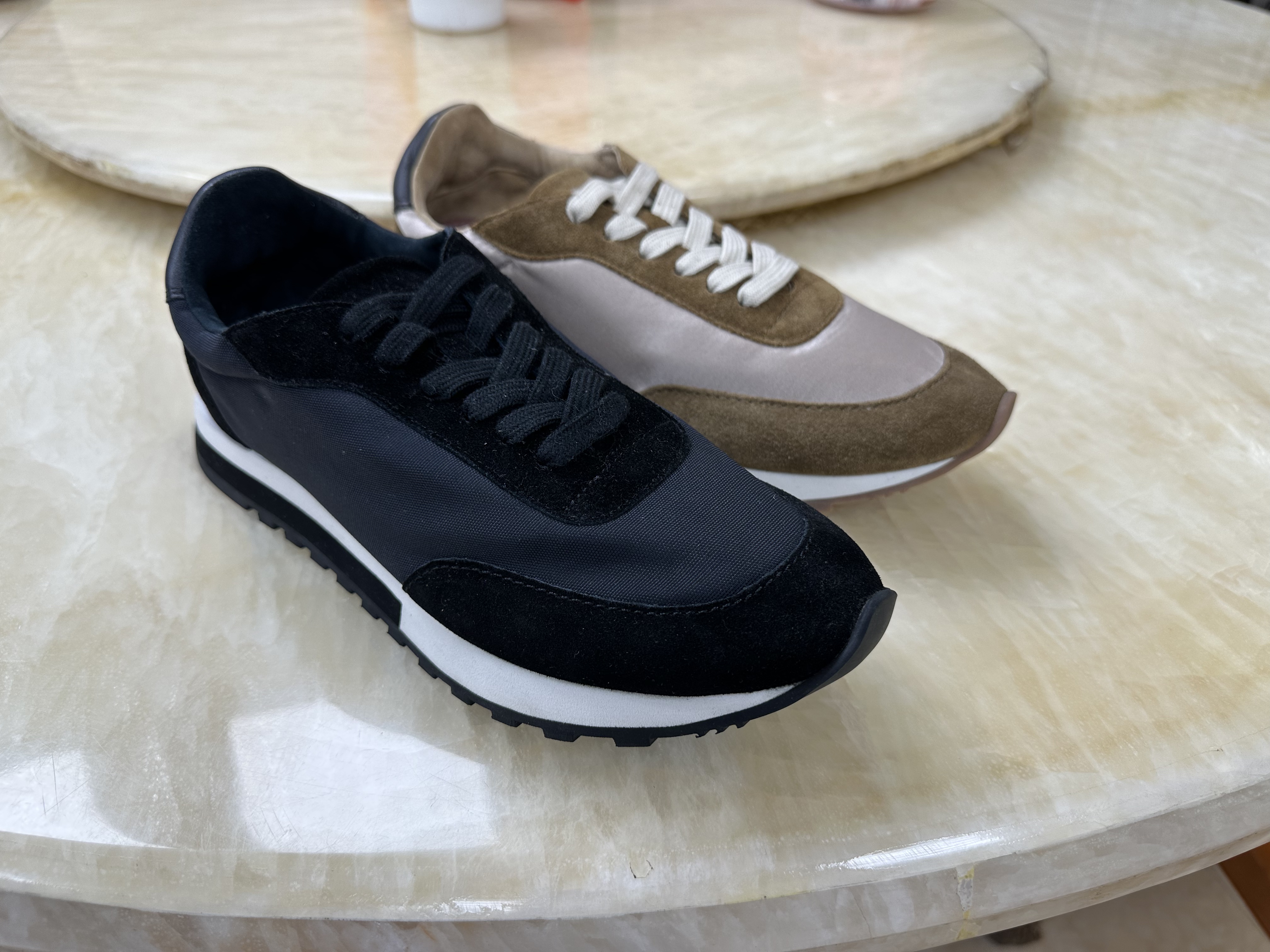 026 夏季牛皮阿甘运动鞋 