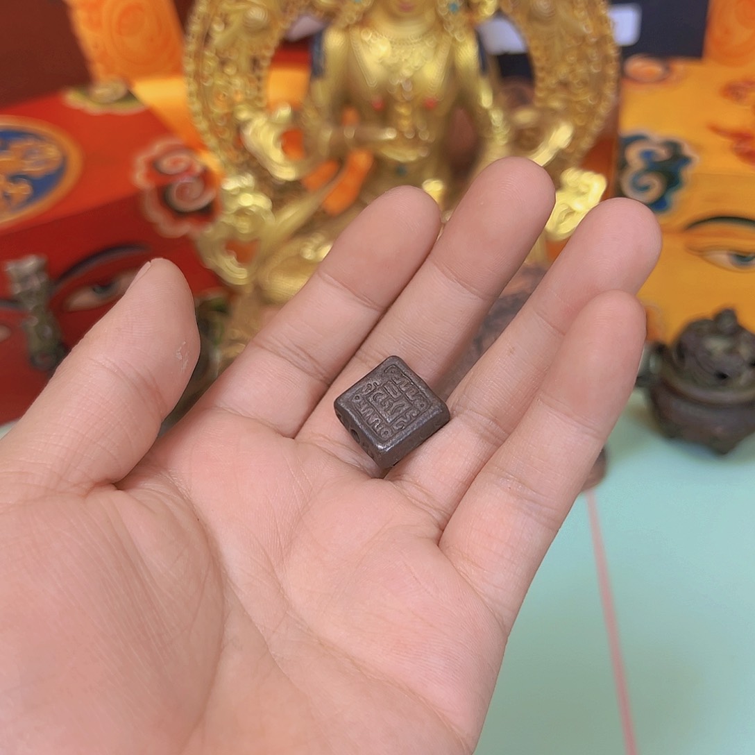 ****n玛吉阿米藏式臻品直播间