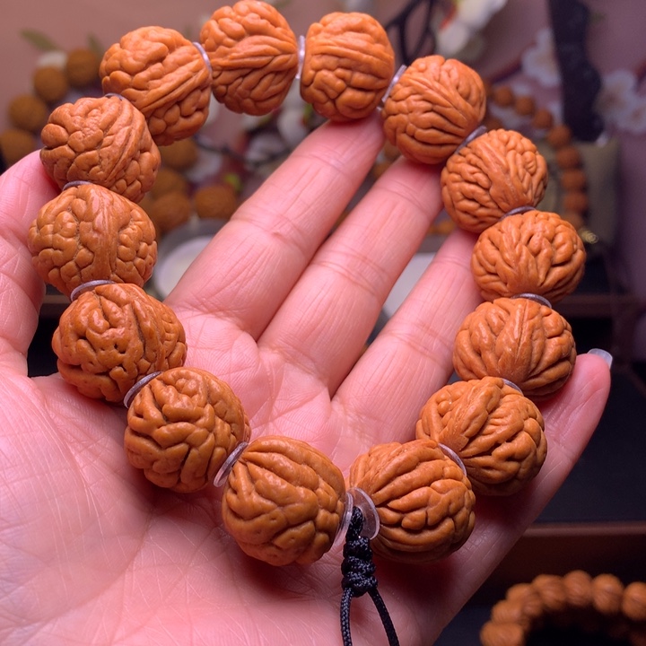 桃核手串龙纹桃核1