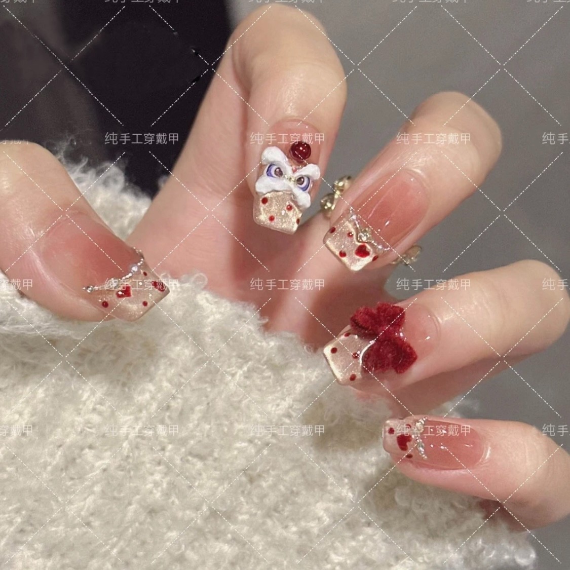 【喜悦醒狮】新款高品质纯手工穿戴甲美甲贴穿戴式光疗猫眼