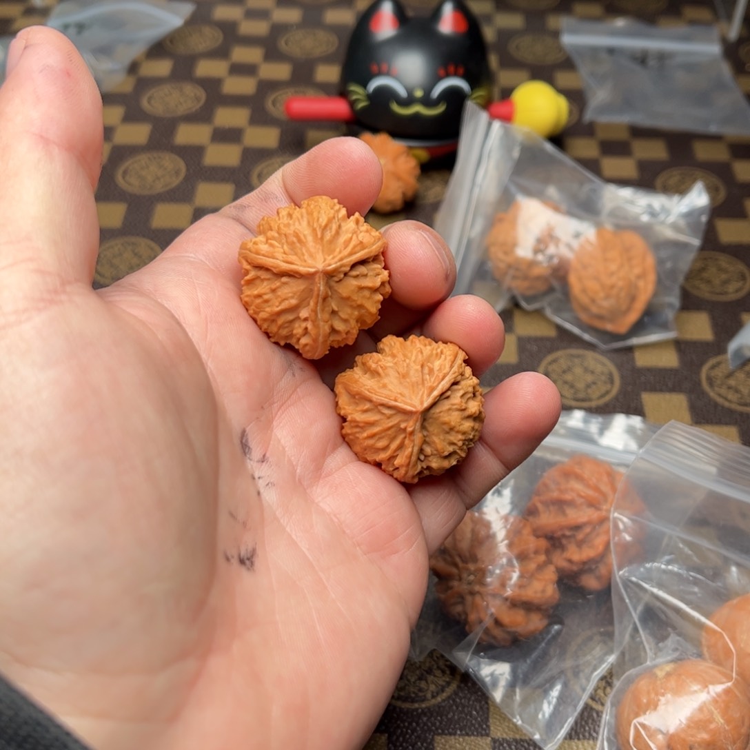 文玩核桃把件680000000000