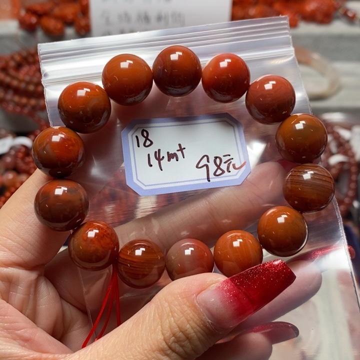 南红玛瑙手链未镶嵌