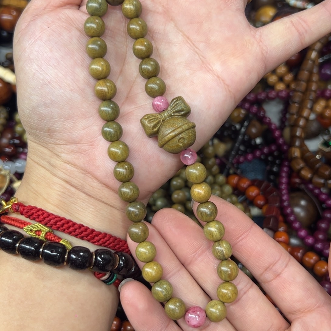 无事牌维腊木（绿檀）