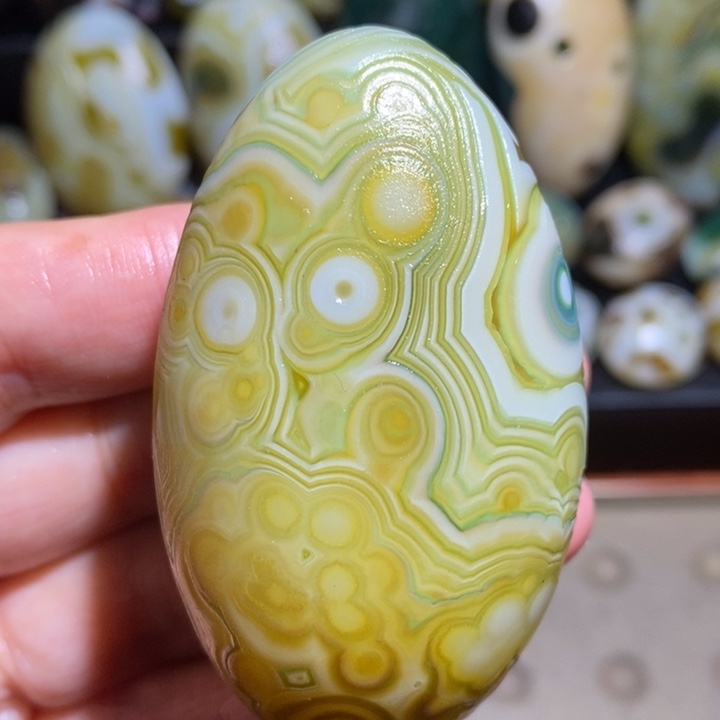 玛瑙/玉髓未镶嵌珠宝半成品