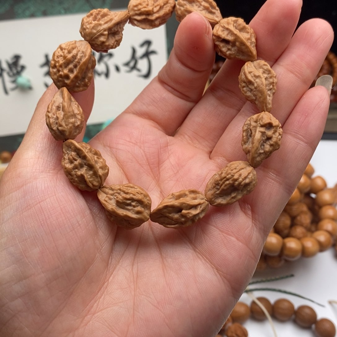 吊坠猴头核桃猴头