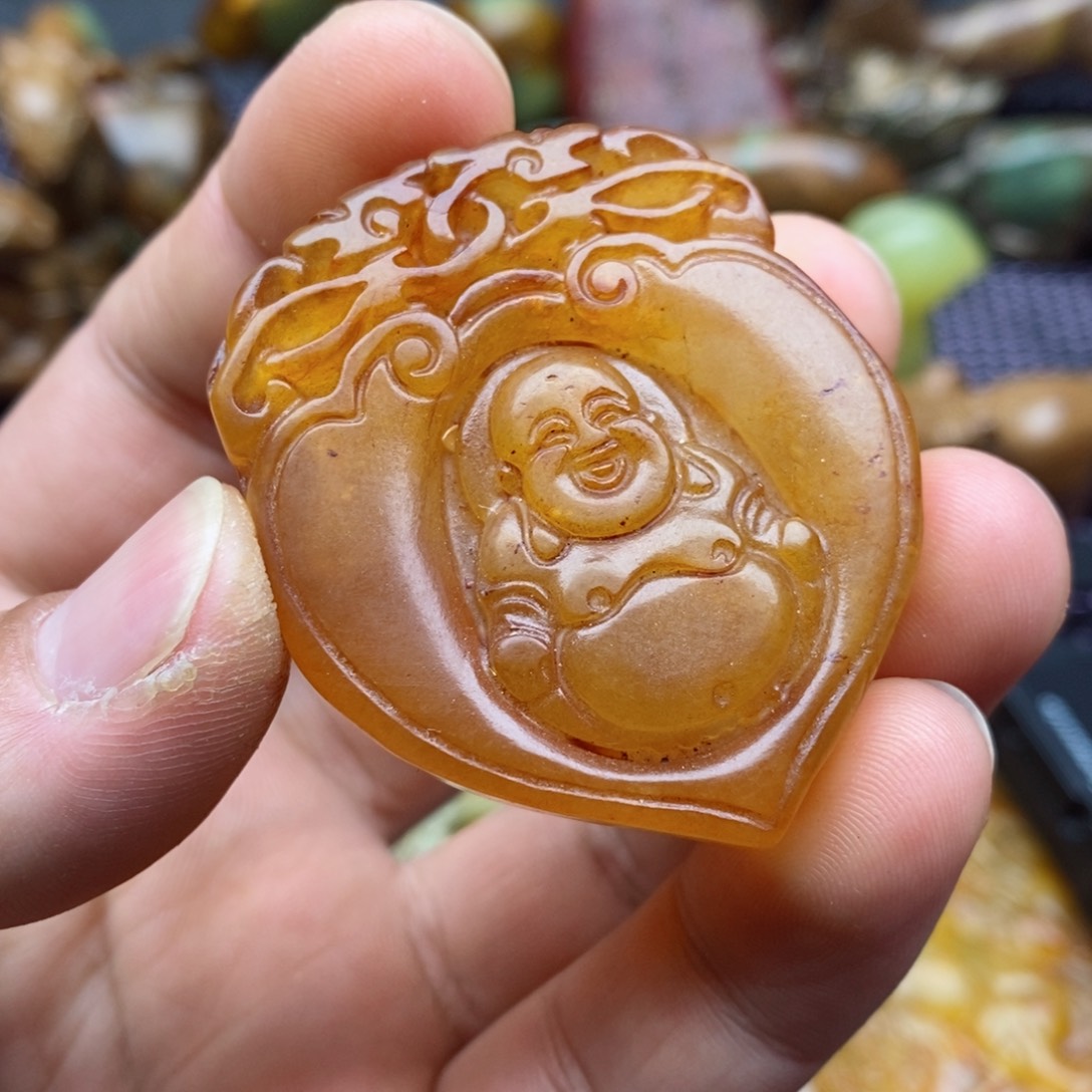 蛇纹石玉颈饰足银镀金镶嵌