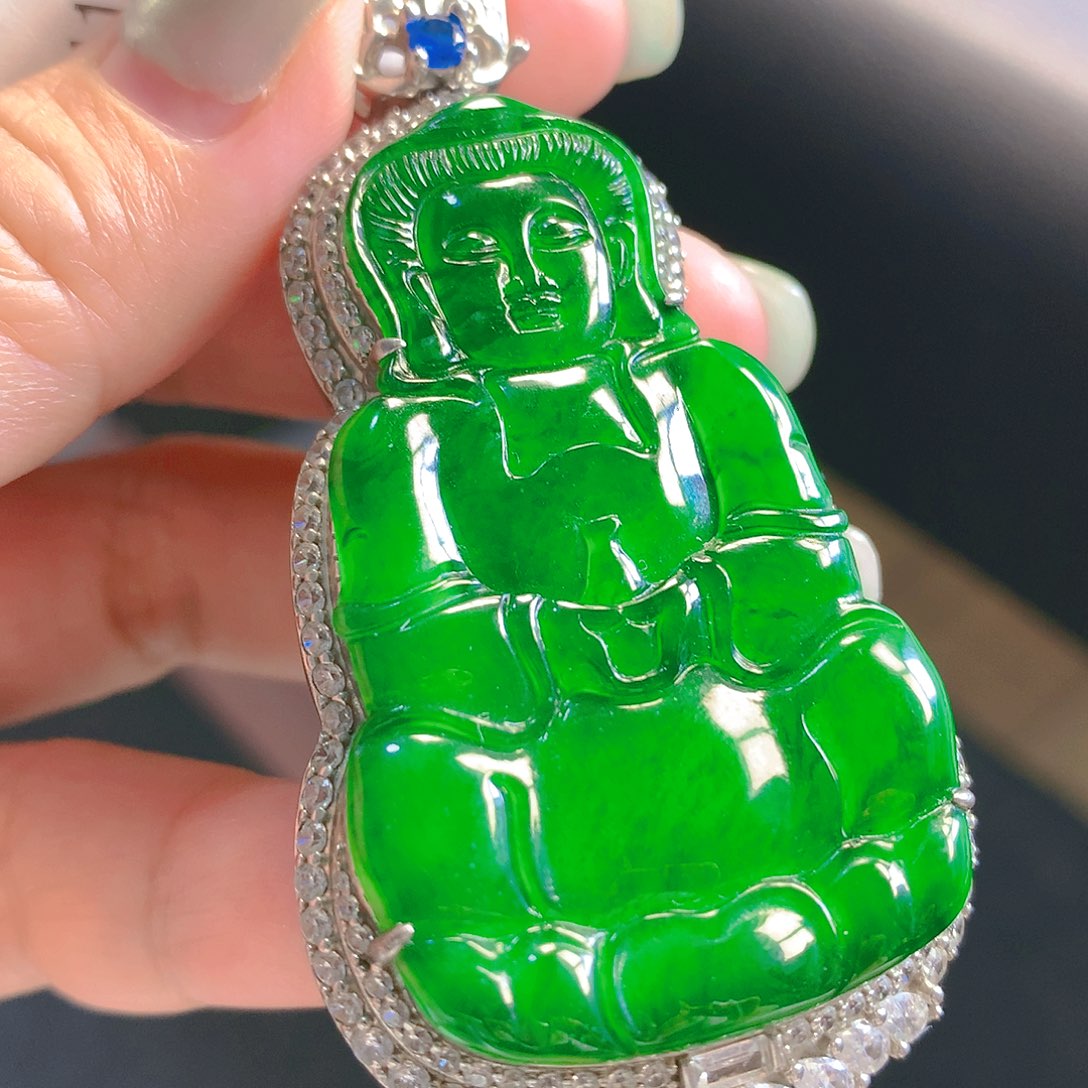 翡翠颈饰银S925镶嵌翡翠