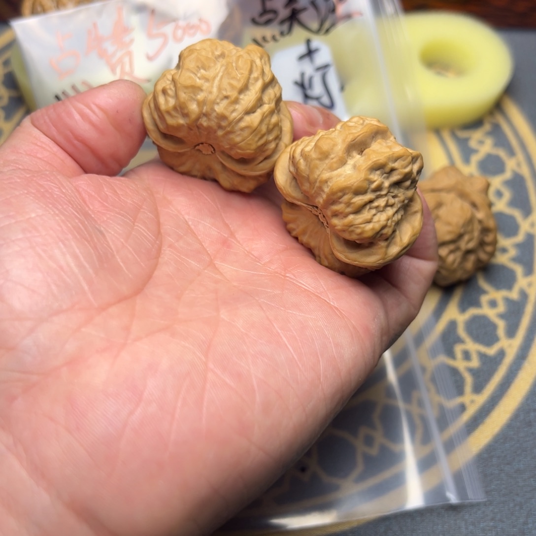 小***-文玩核桃把件蛤蟆头