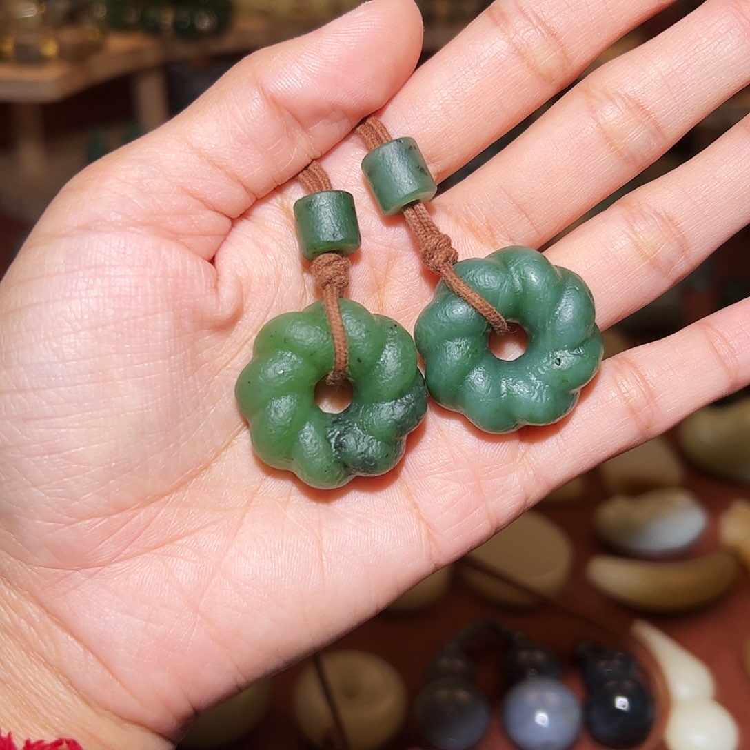 和田玉未镶嵌颈饰任选其一