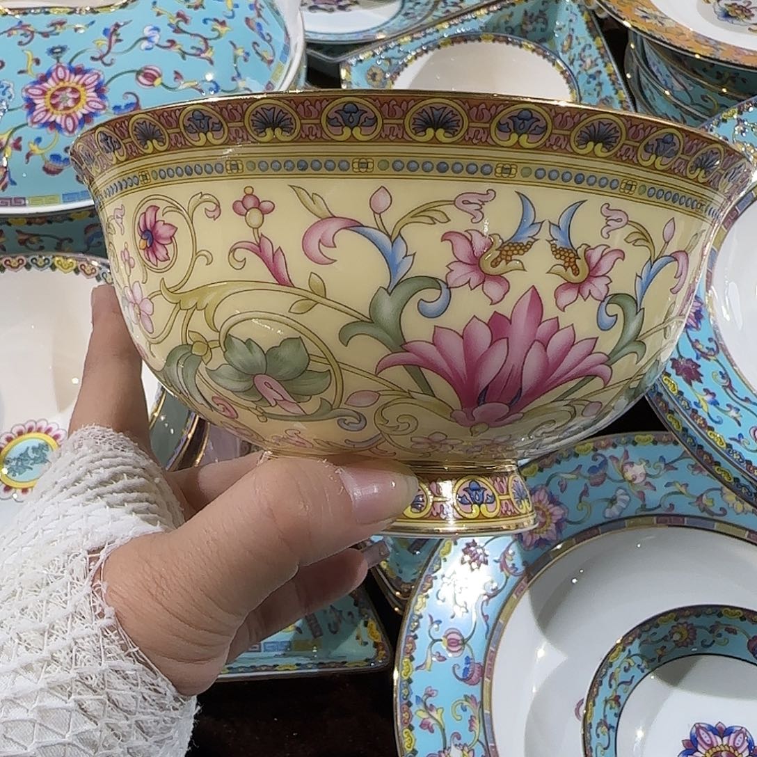 骨瓷珐琅彩工艺制作