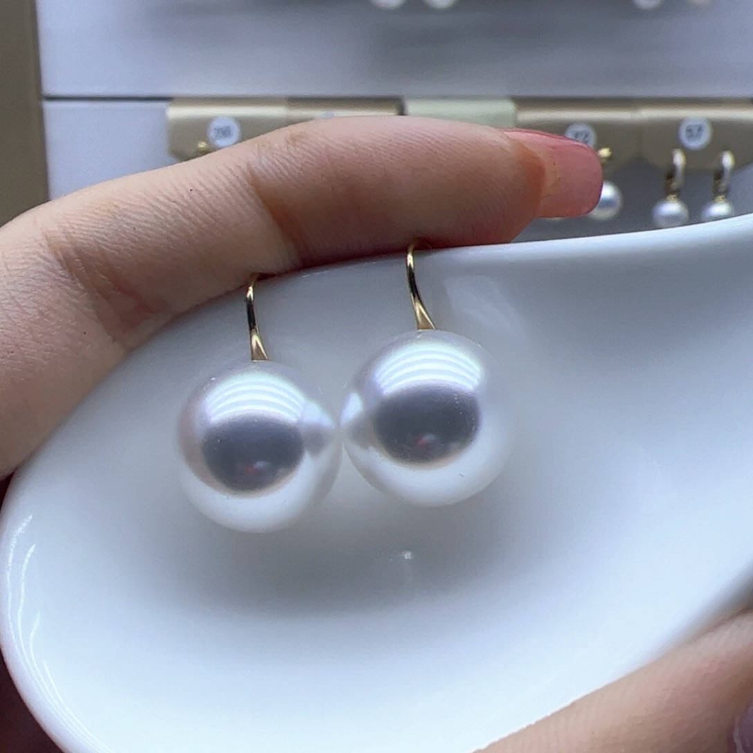 18K金镶嵌淡水珍珠耳饰