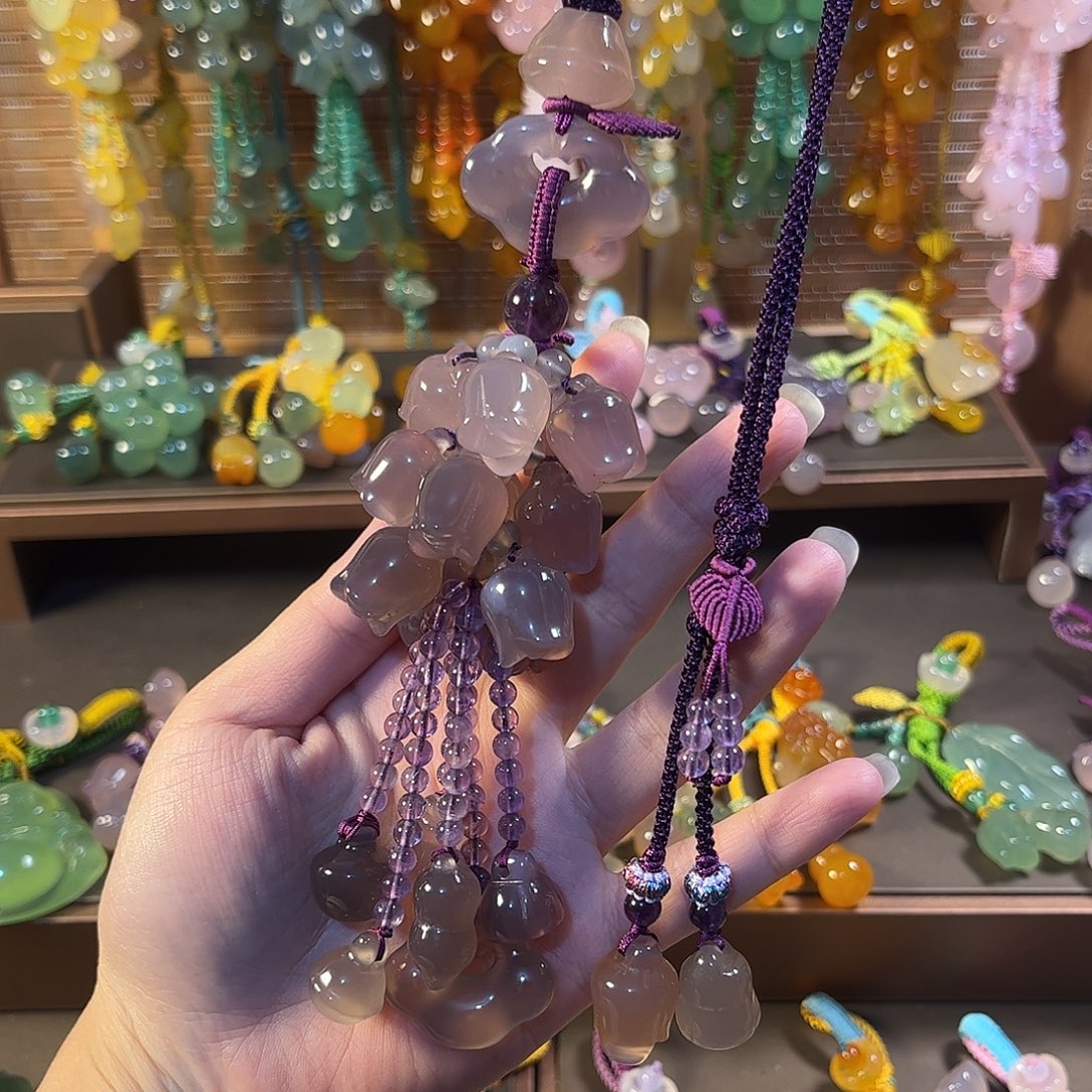 L***末玛瑙/玉髓未镶嵌车挂福利款汽车挂件