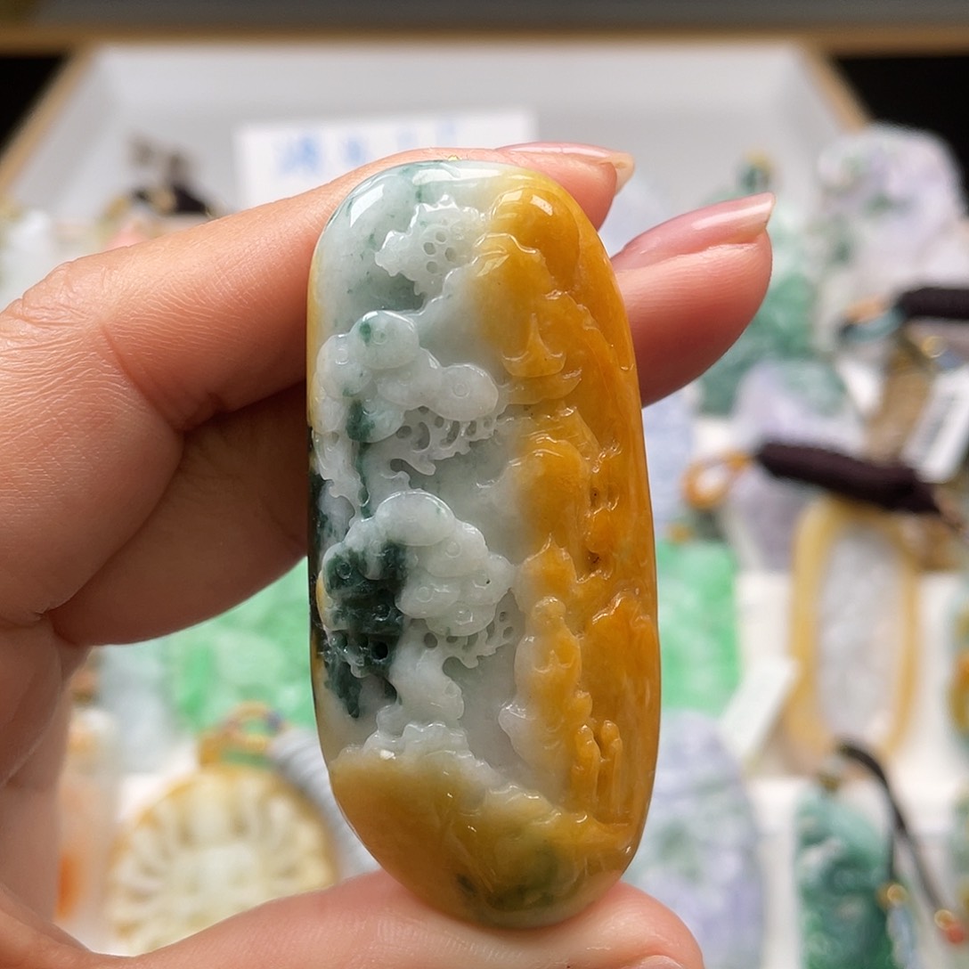 翡翠吊坠(不含链)未镶嵌