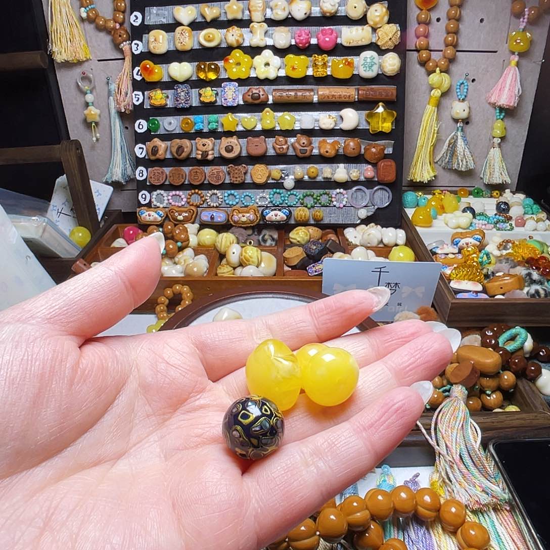 吊坠猴头核桃专****柜黑金珠 葫芦 小花