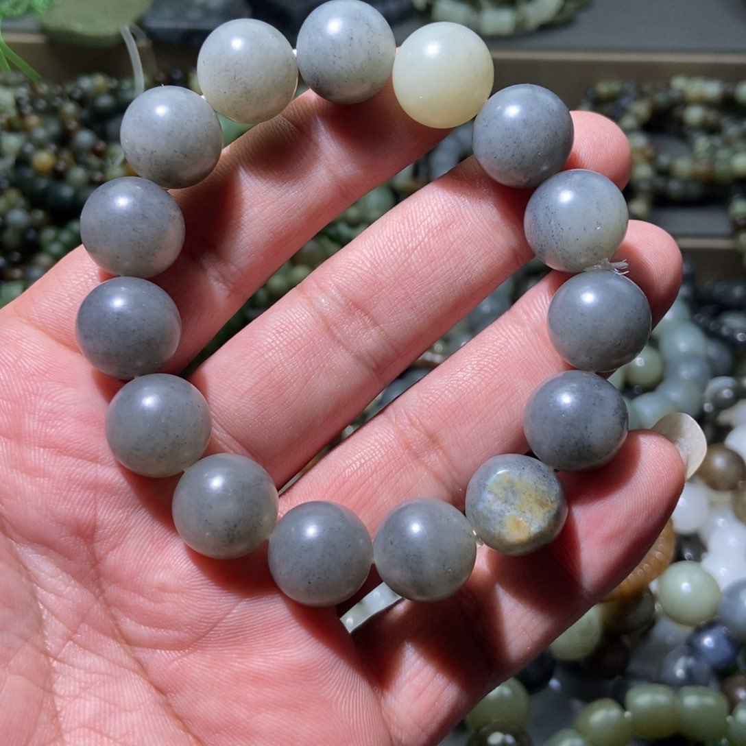 和田玉手链未镶嵌