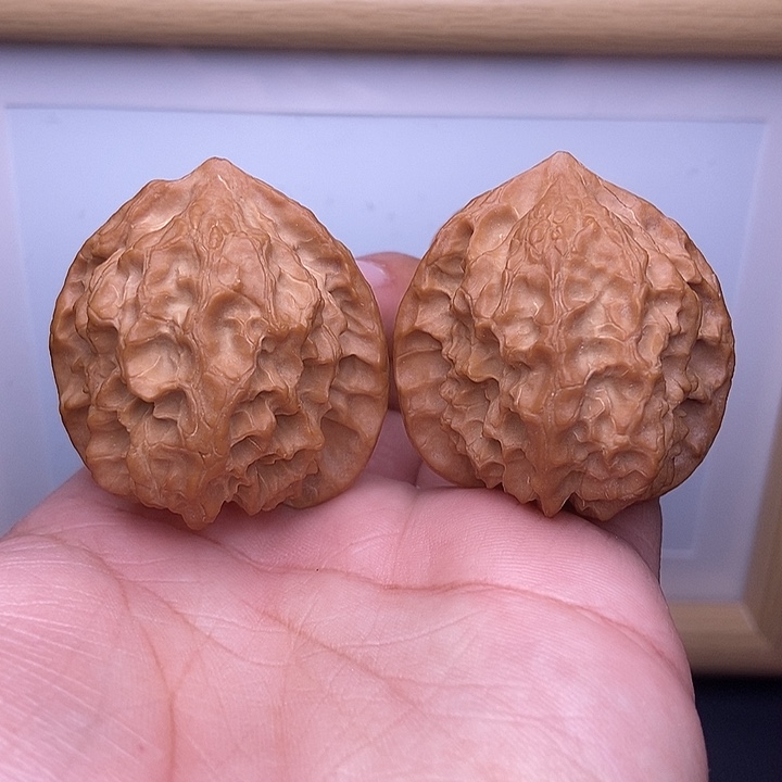 核桃全品大尺玲珑